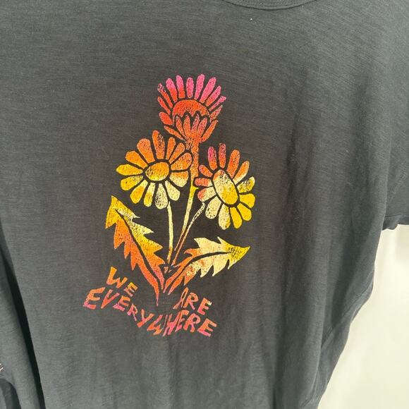 Anthropologie Pilcro Lane Lloyd We Are Everywhere Graphic Oversized Tee Small - Picture 5 of 11